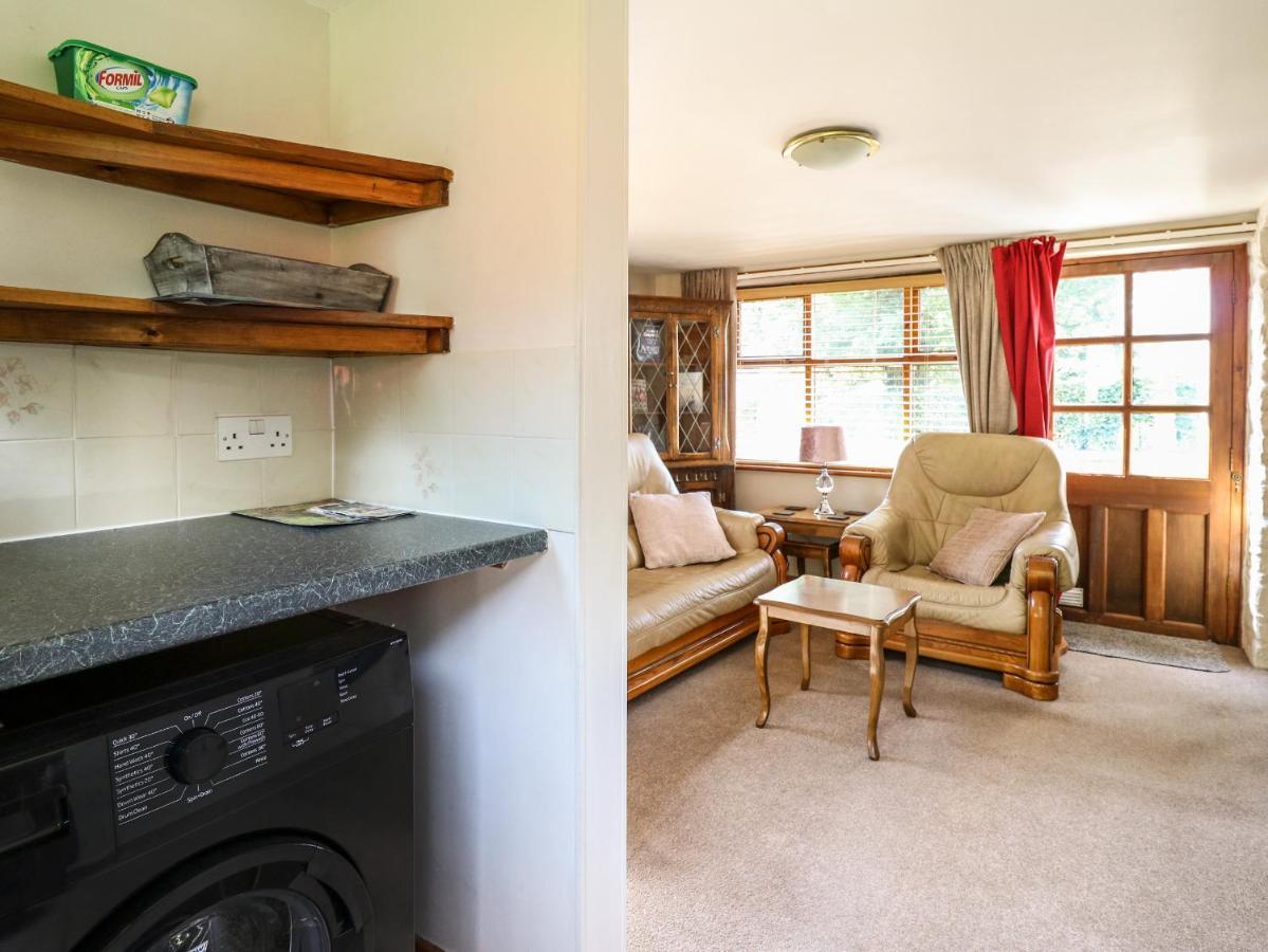 Brook Cottage 란니들로스 외부 사진