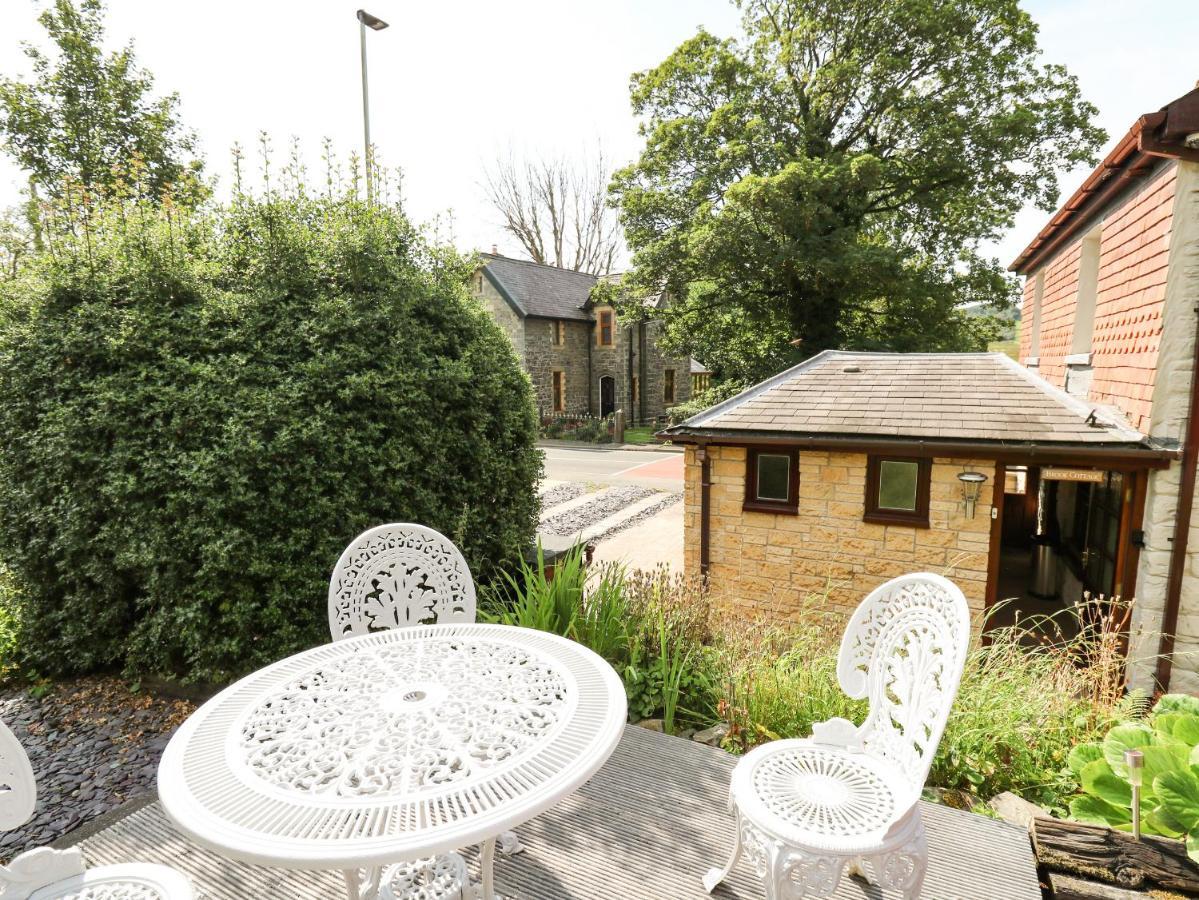 Brook Cottage 란니들로스 외부 사진